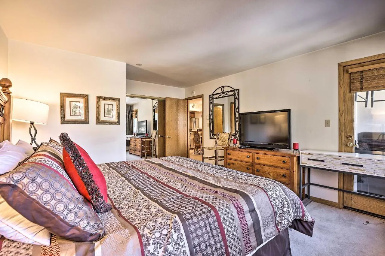 Ski-inandski-out With Mtn Views! Apartment