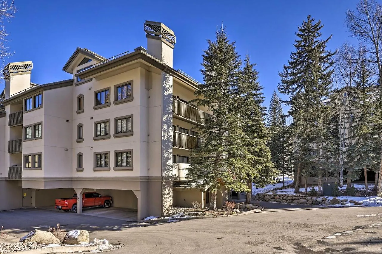 Apartment Ski-inandski-out With Mtn Views! *