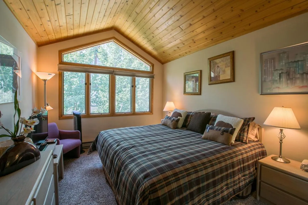 Townsend Place By Vail Realty *