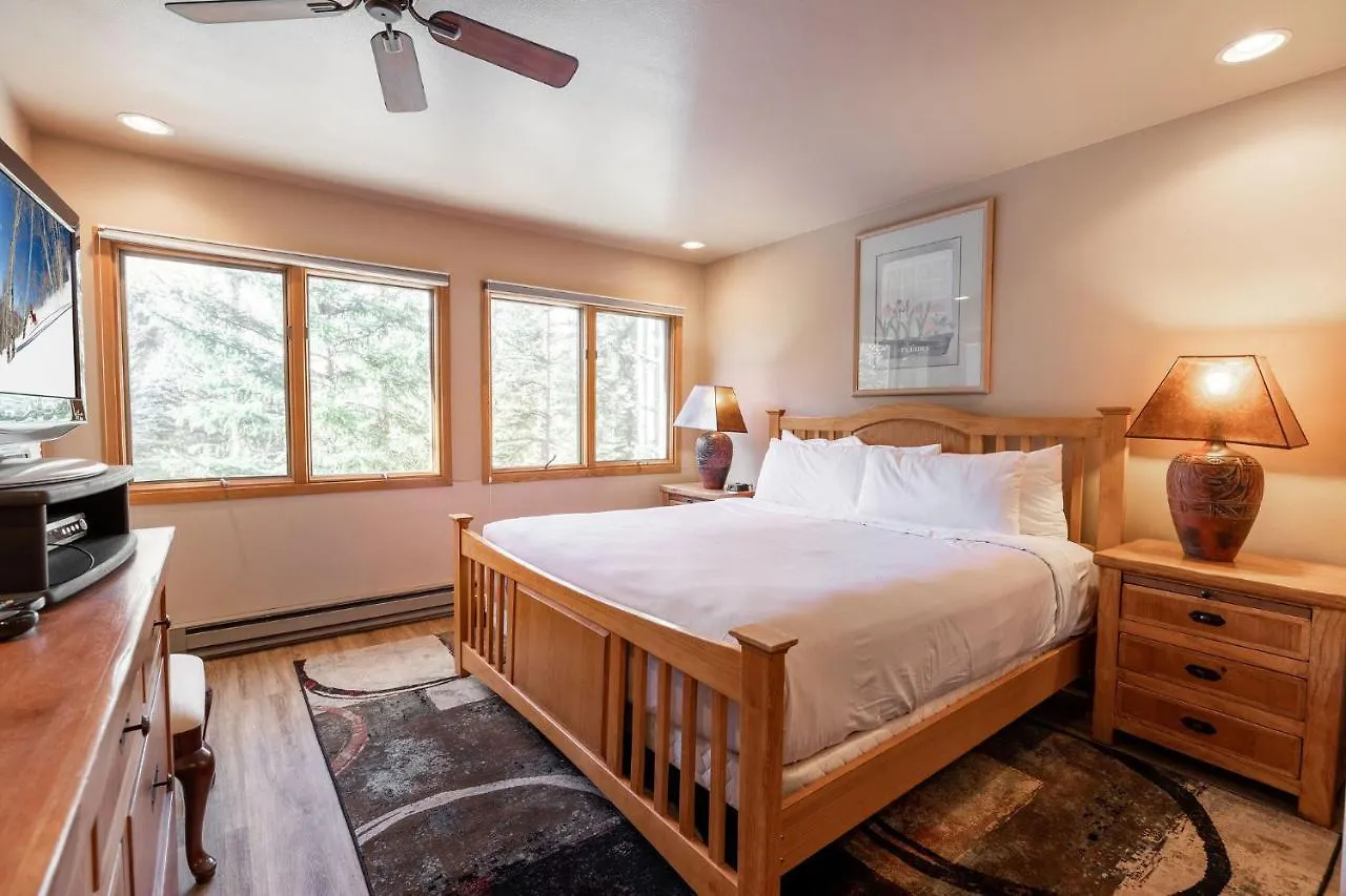 Apartment Townsend Place By Vail Realty *