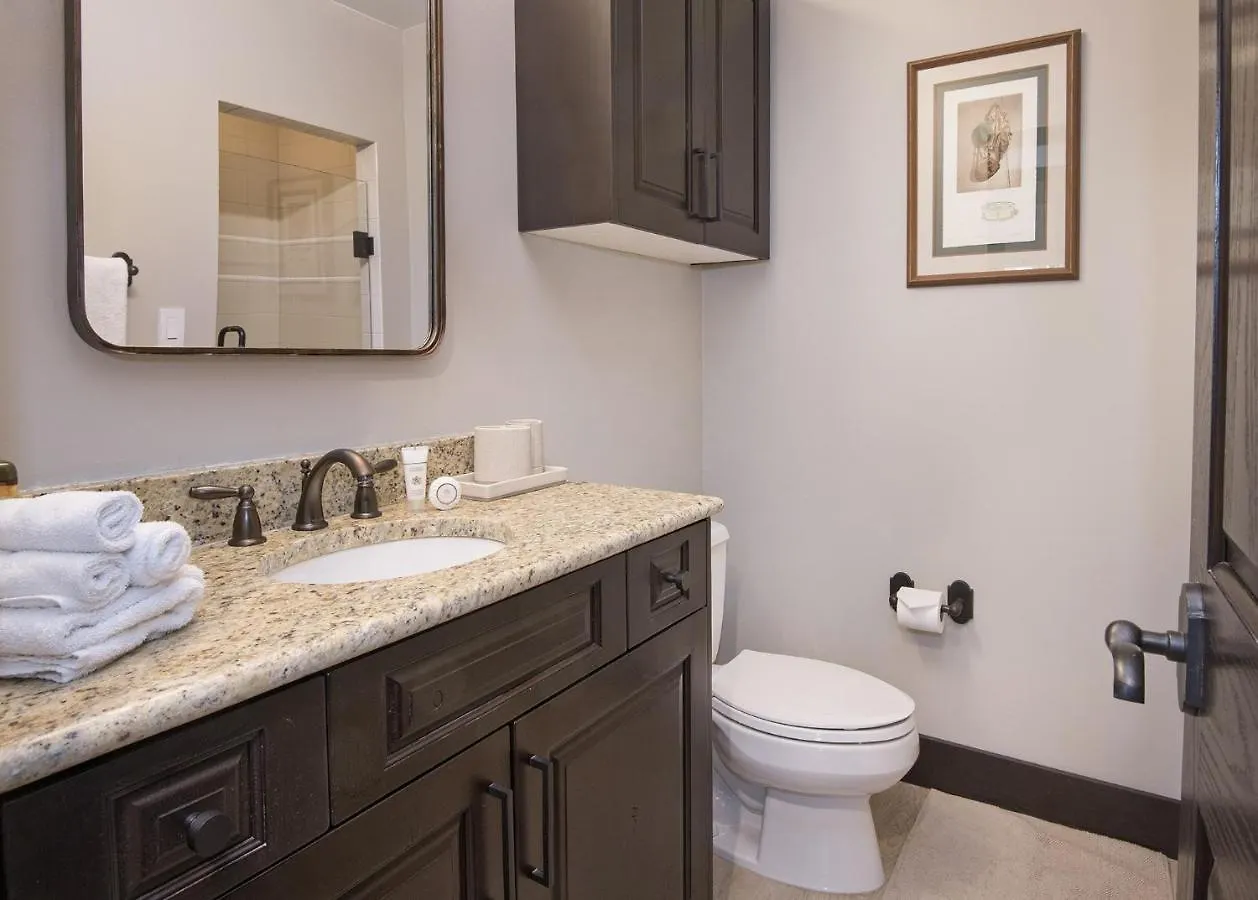 Apartment Highlands Westview 202 Beaver Creek
