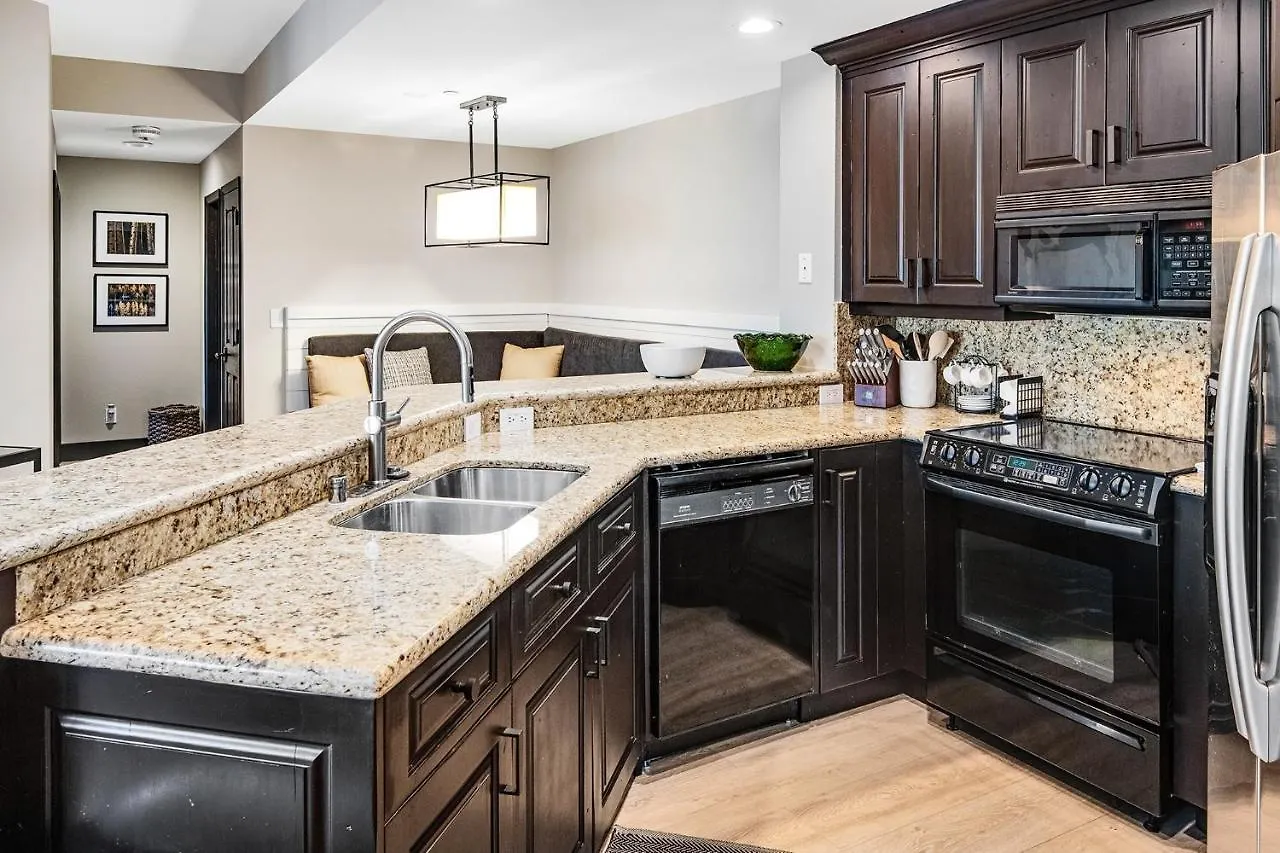 Apartment Highlands Westview 202