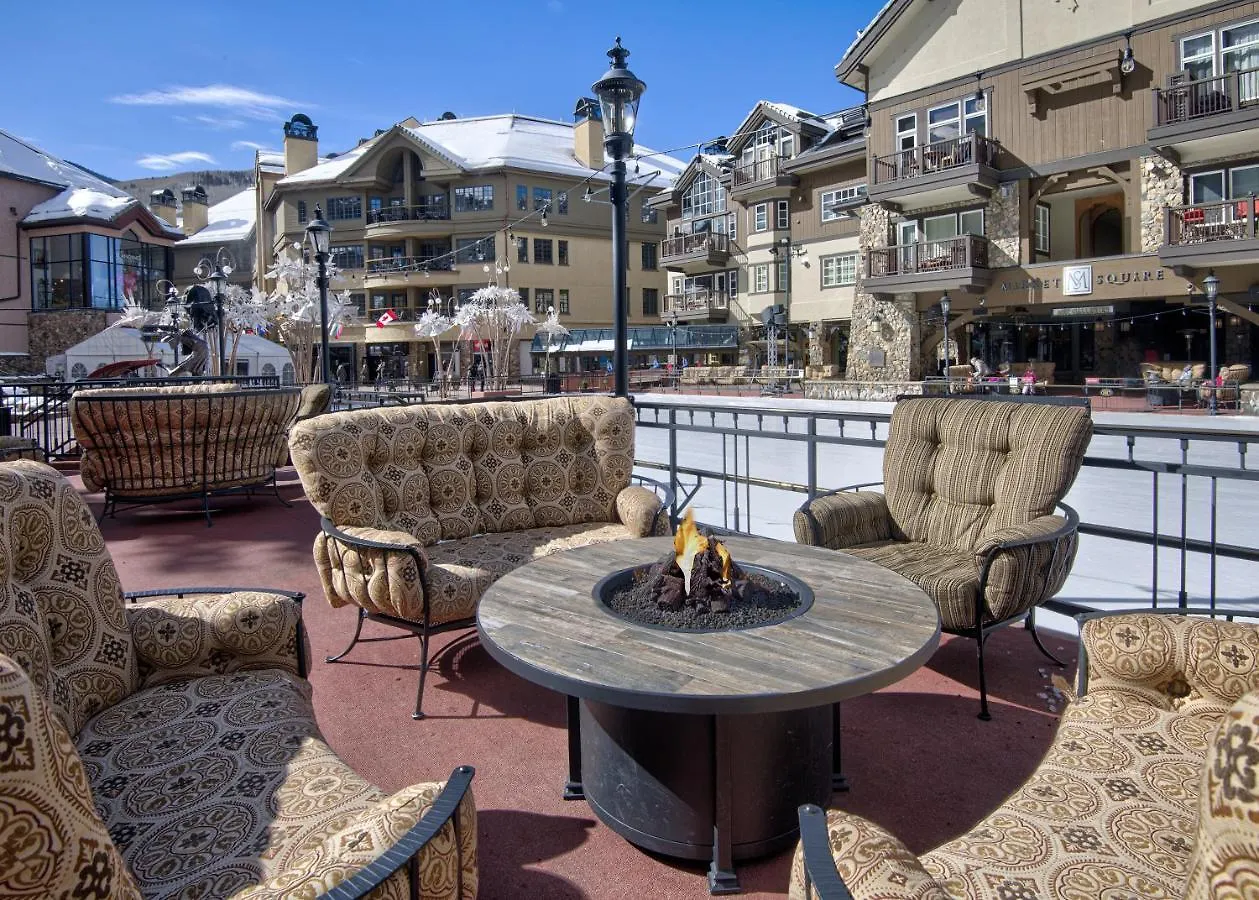 Apartment Market Square 306