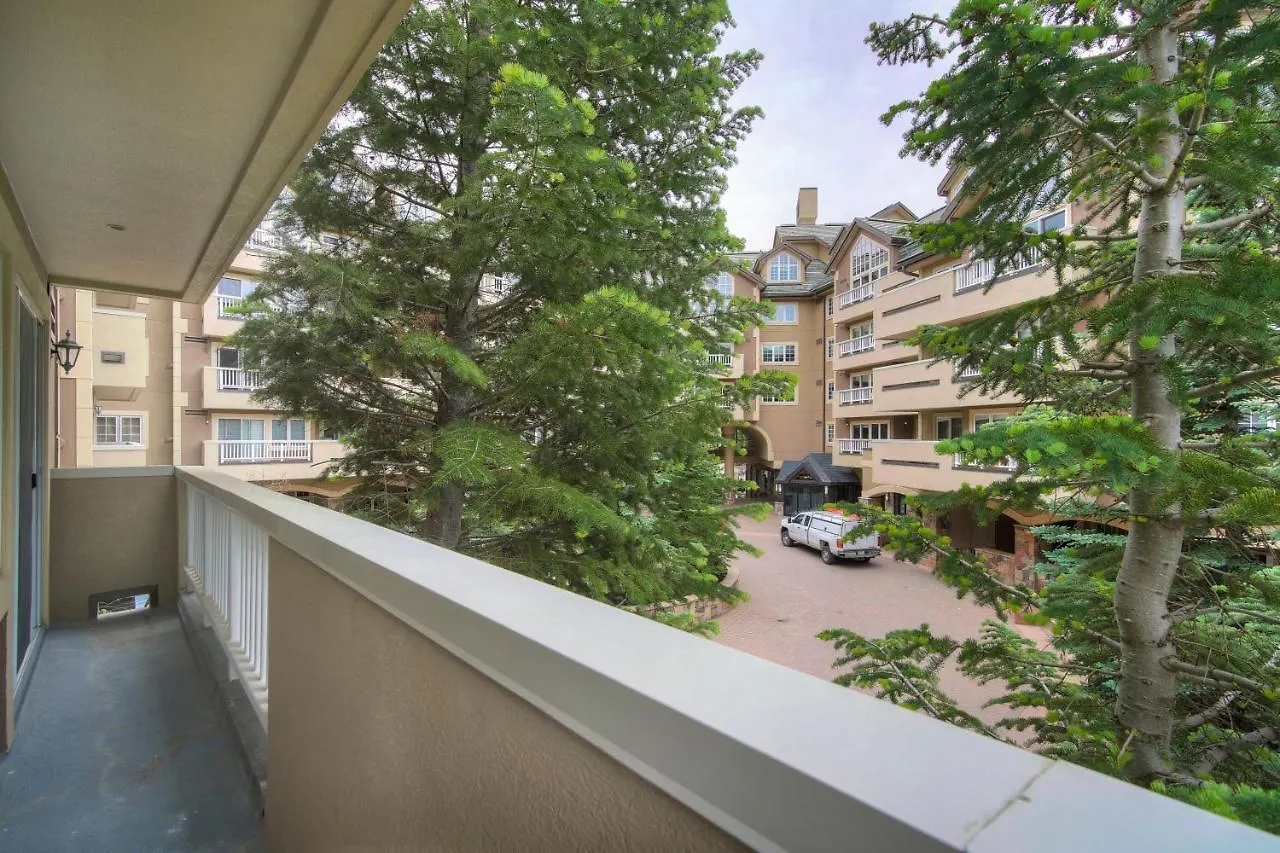 Modern And Updated St Premium 3 Bedroom Apartment