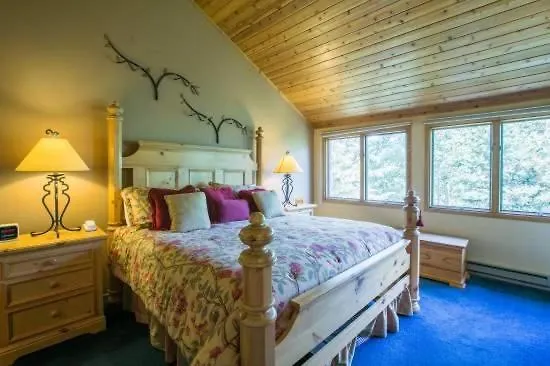 Townsend Place In Village Beaver Creek