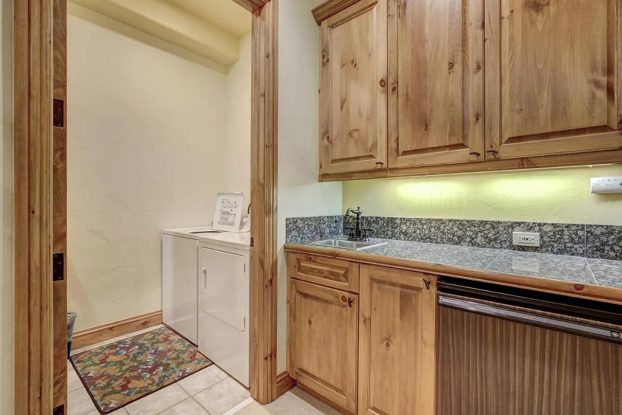 The Perfect Large Family Retreat Apartment