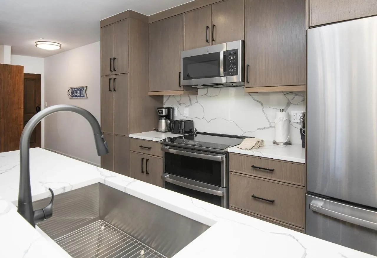 Apartment Townsend Place B202