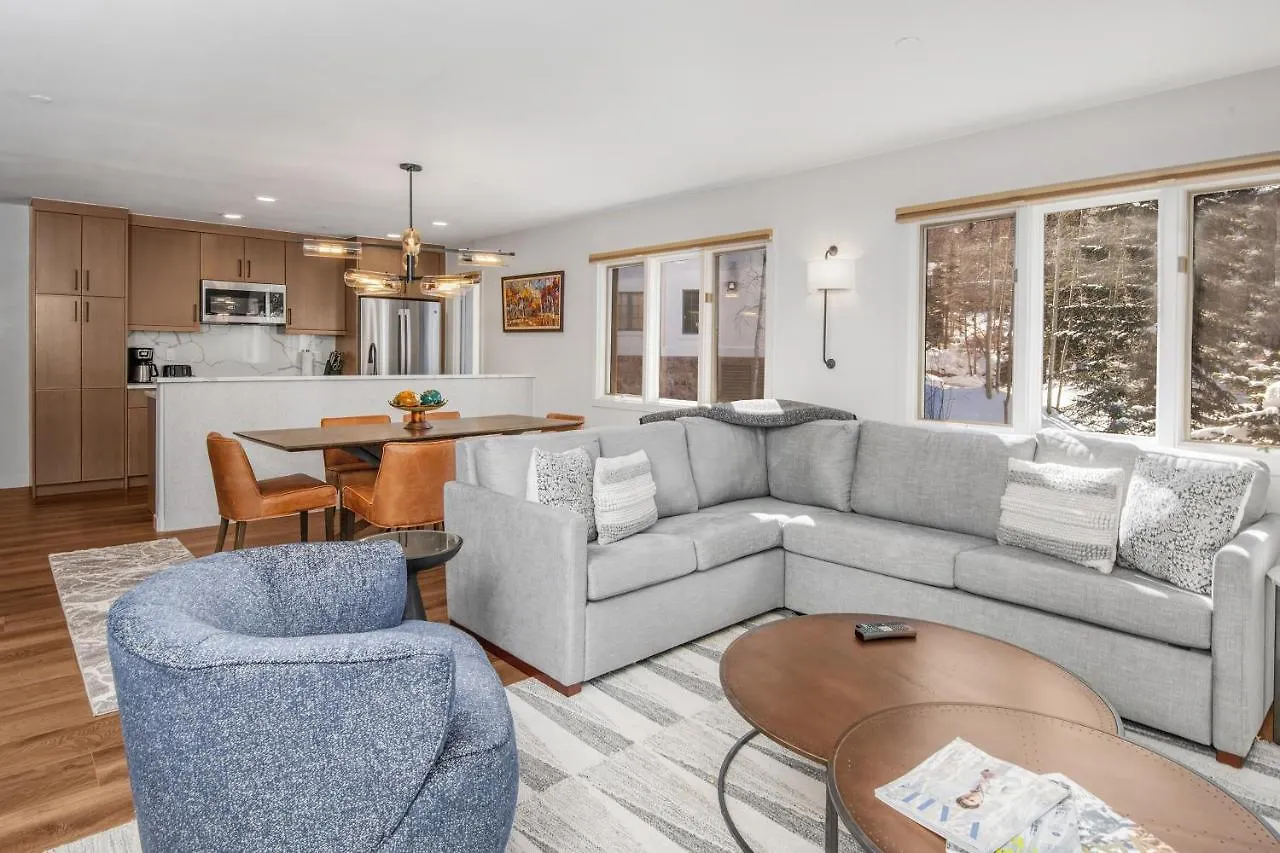 Townsend Place B202 Apartment *