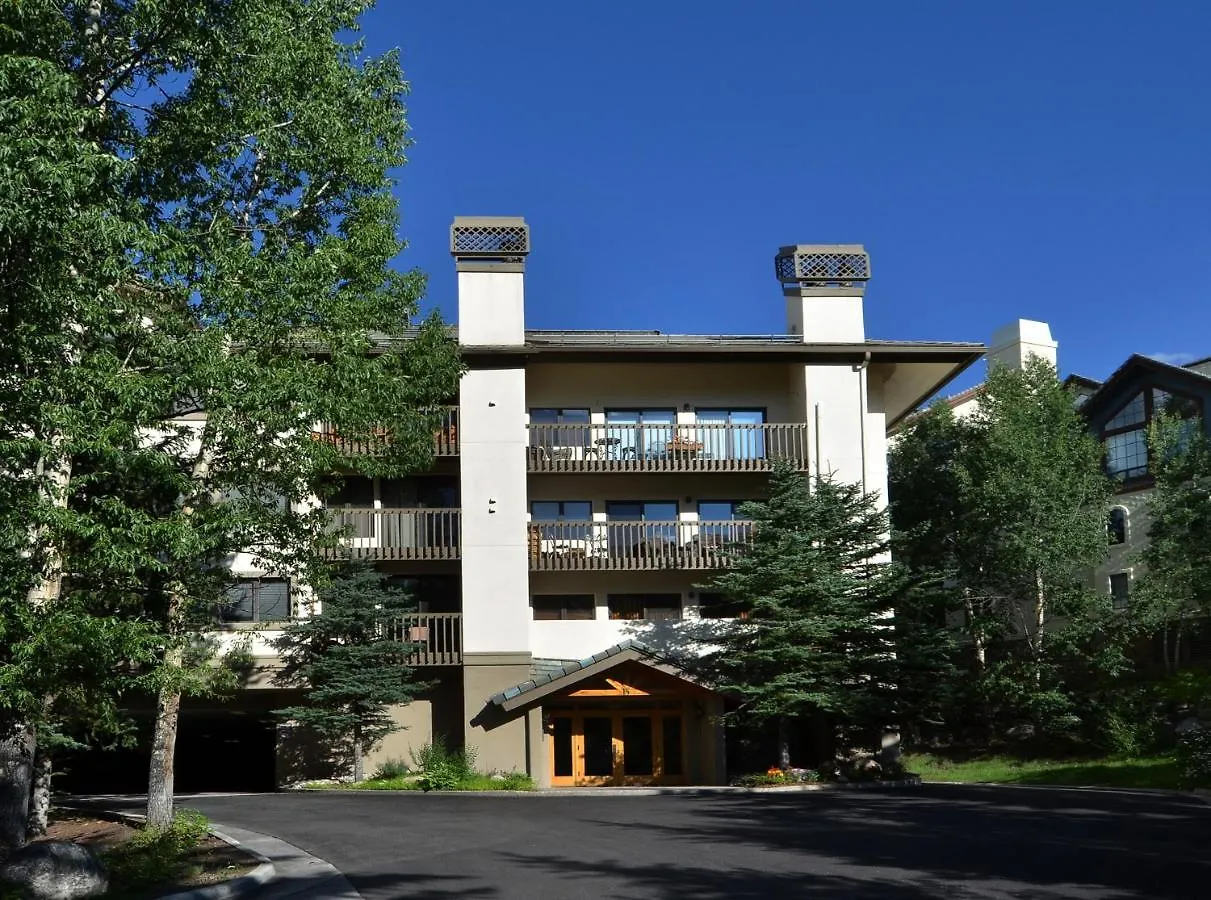 Townsend Place B202 Apartment *