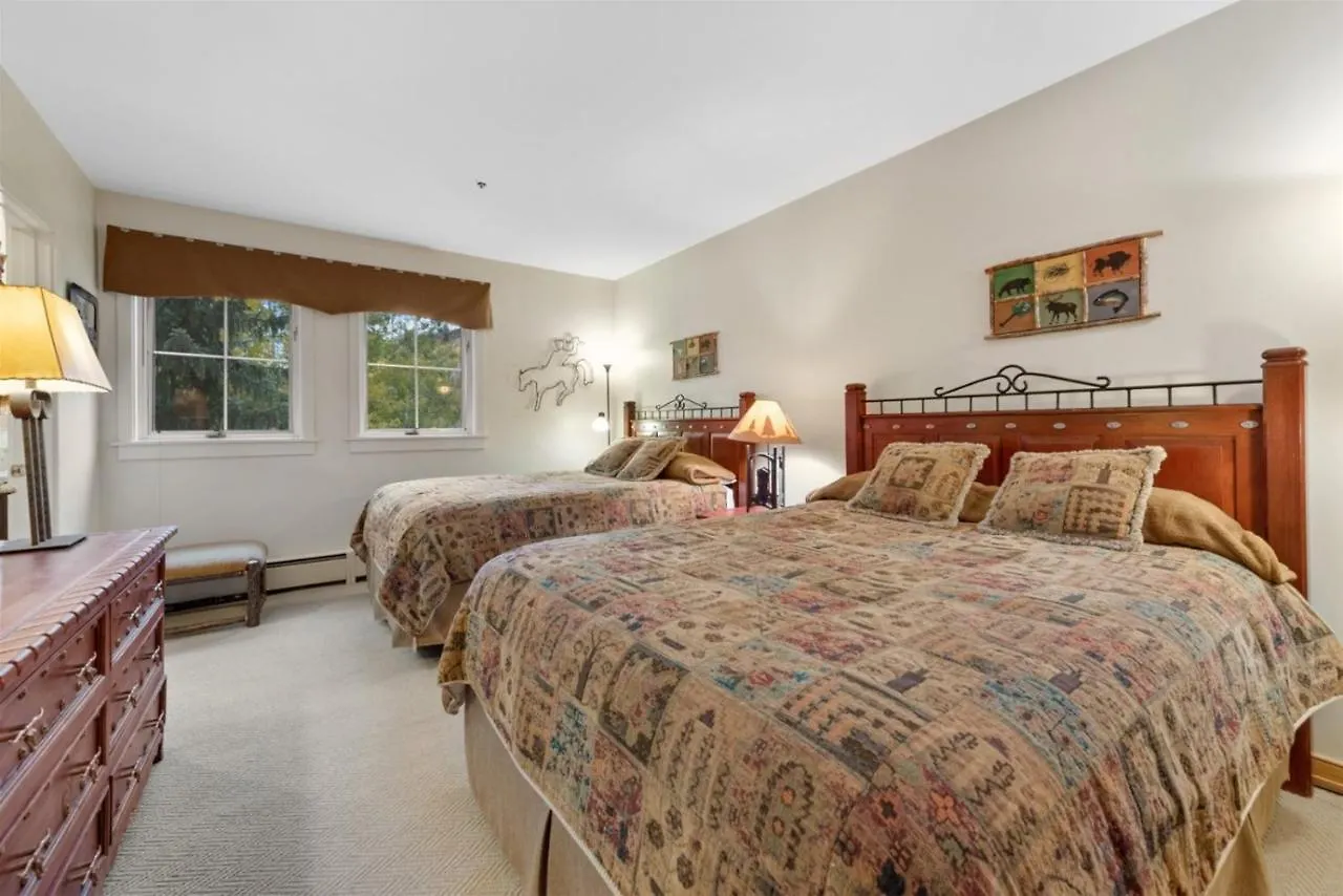 Centennial 2 Bedroom 17 Apartment Beaver Creek