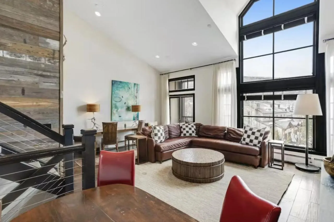 5 Bedroom Ski-in-ski-out Luxury Townhome In The Meadows Townhomes Holiday home Beaver Creek