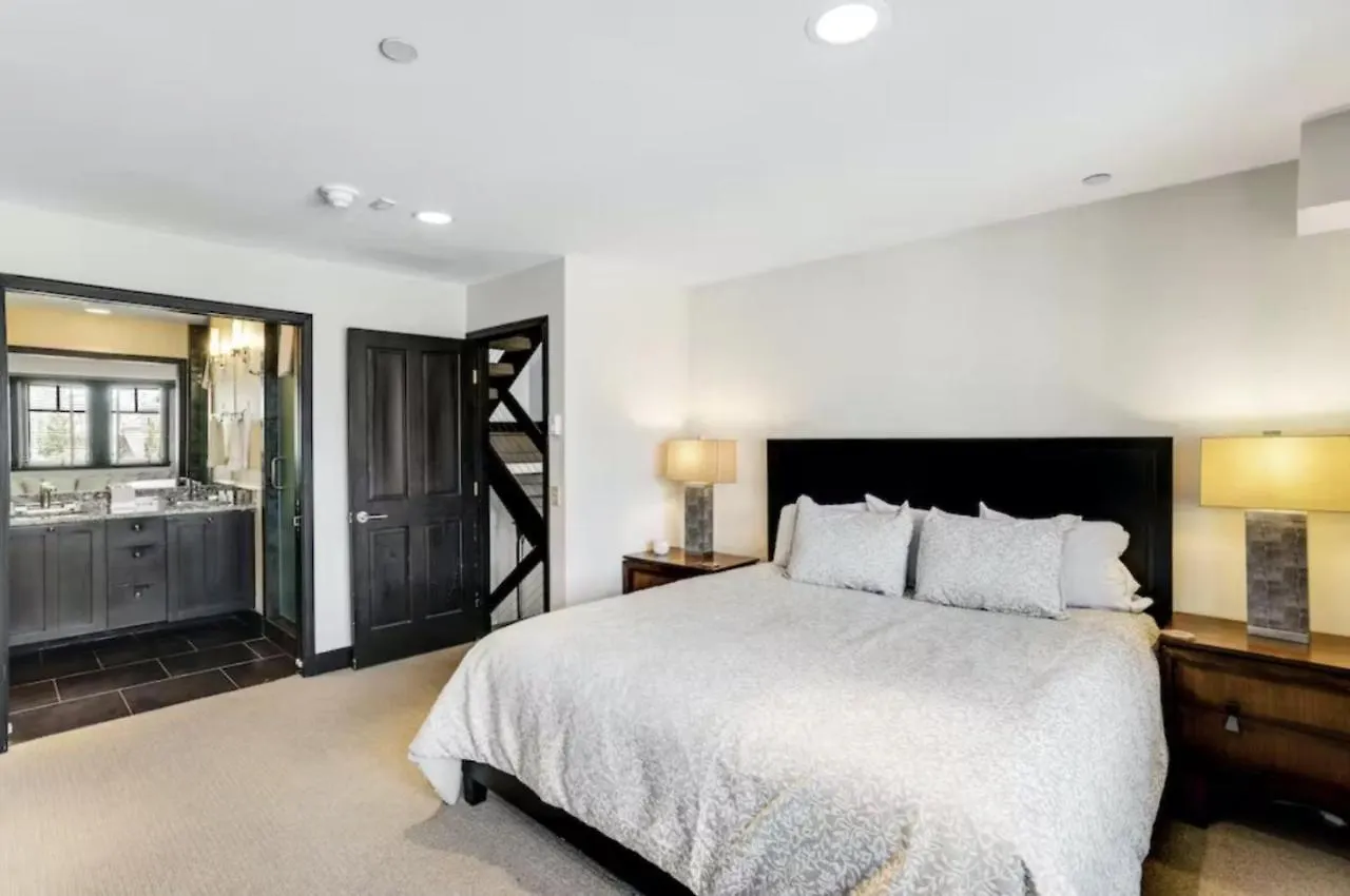 5 Bedroom Ski-in-ski-out Luxury Townhome In The Meadows Townhomes Beaver Creek