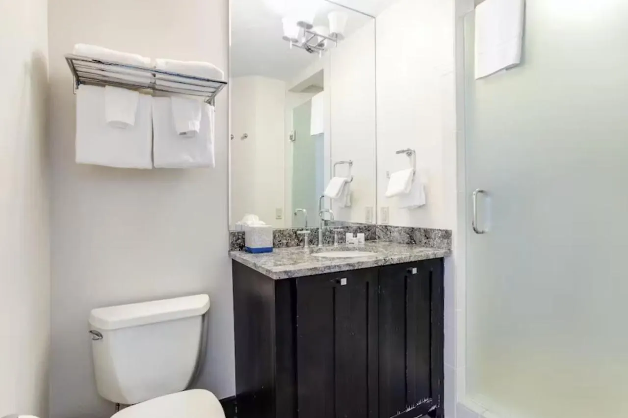 5 Bedroom Ski-in-ski-out Luxury Townhome In The Meadows Townhomes Holiday home *