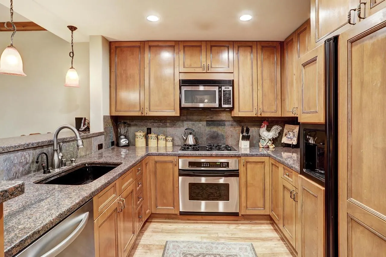 Apartment Luxurious 2 Bedroom 50 Feet From The Slopes! *