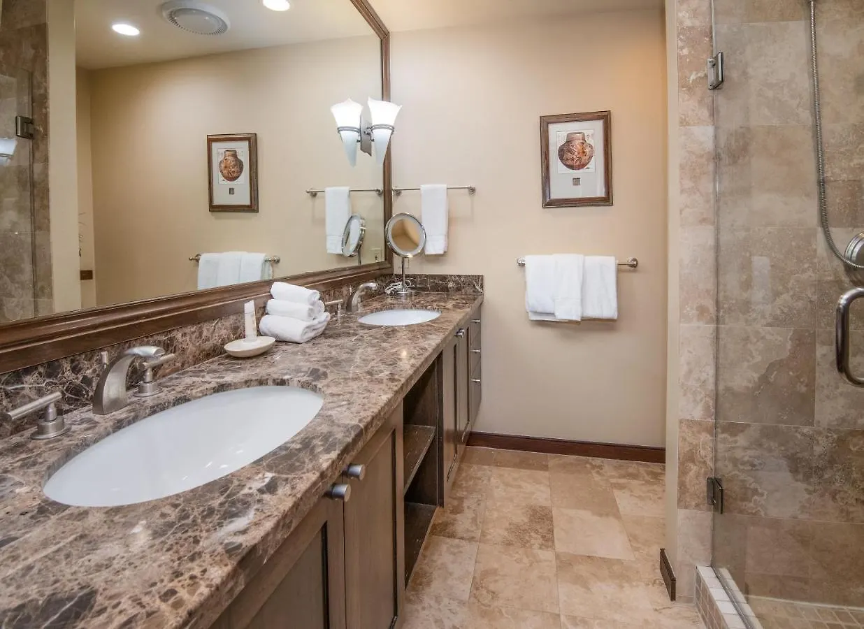 Apartment Highlands Slopeside Townhome #18 Beaver Creek