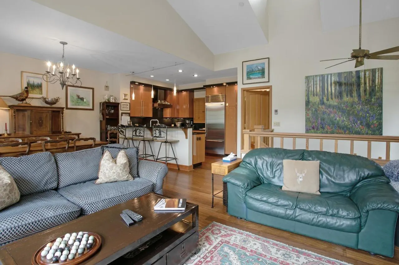 Apartment B1 Meadow Ridge Townhouse *