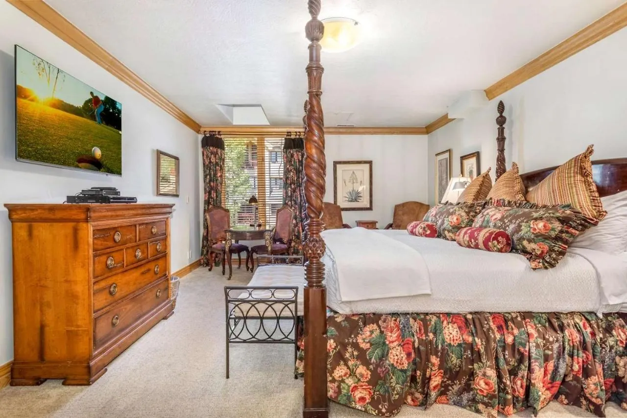 Holiday home 411