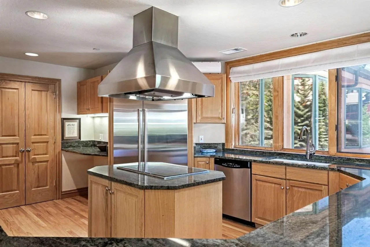 411 * Beaver Creek