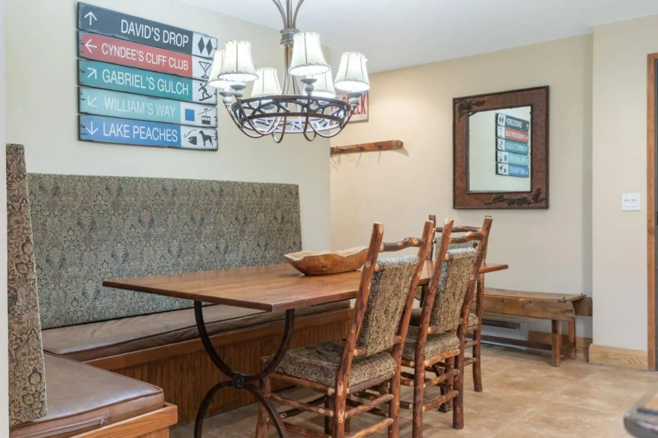 Charter At E120 1br,2ba Holiday home Beaver Creek