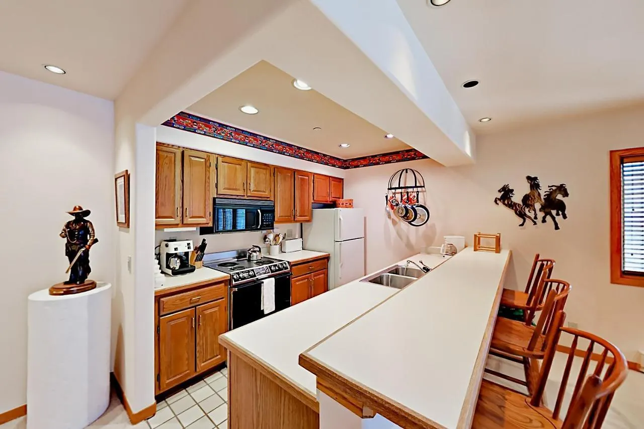 Townsend Place B206 Apartment