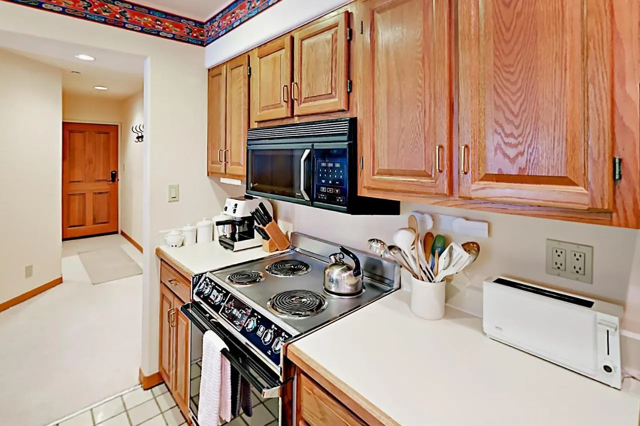 Apartment Townsend Place B206 *