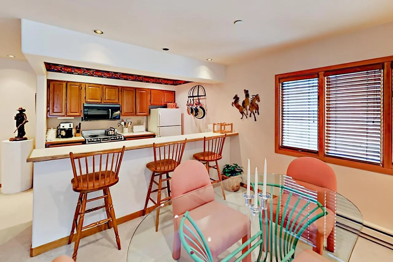 Townsend Place B206 Apartment *