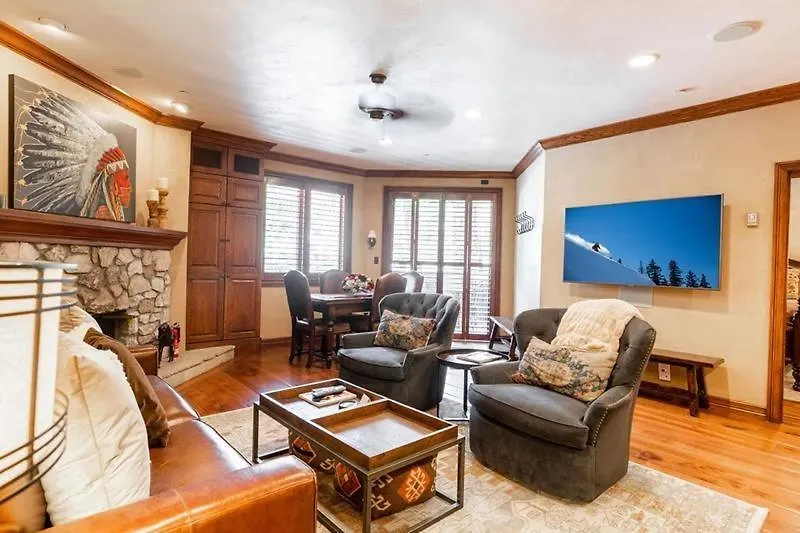 Strawberry Park Splendid Slopes View Apartment
