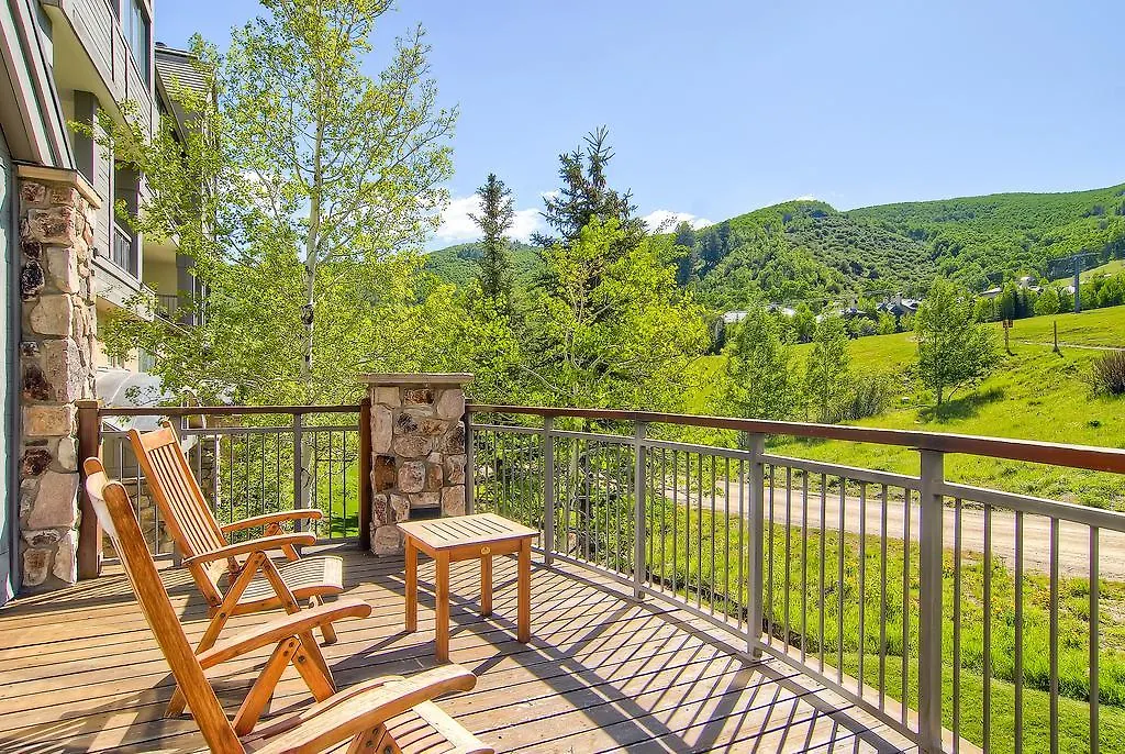 Apartment Highlands Slopeside By East West *