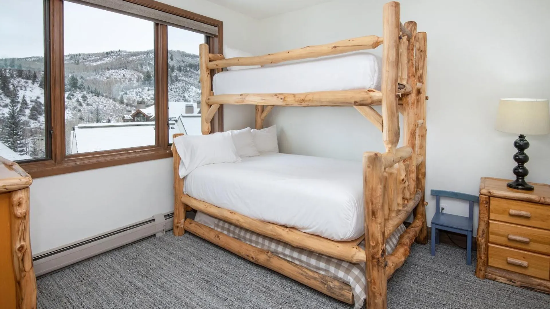 Apartment Highlands Slopeside #221 *