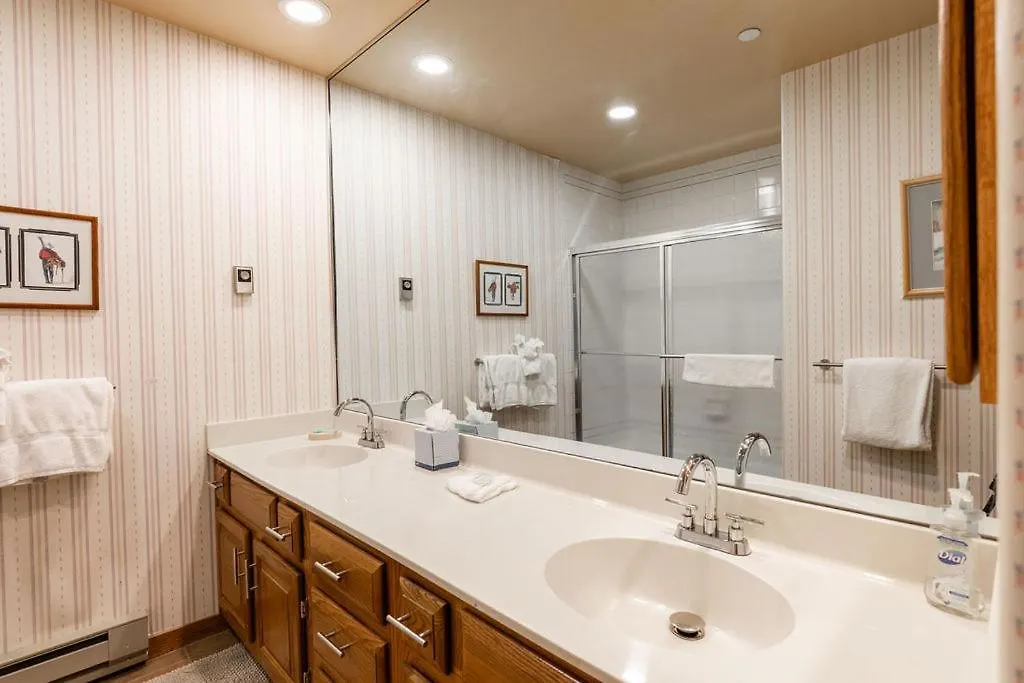 Apartment Townsend Place By Vail Realty Beaver Creek