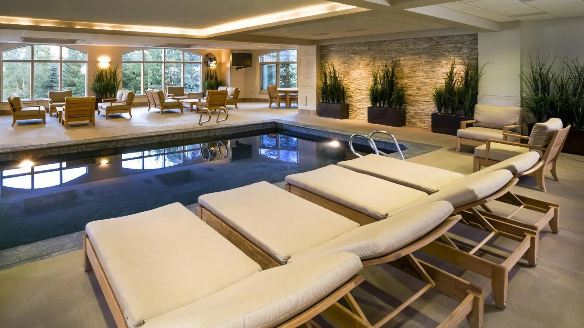 Apartment Luxurious 3 Bedroom 3 Bath Condo! Beaver Creek