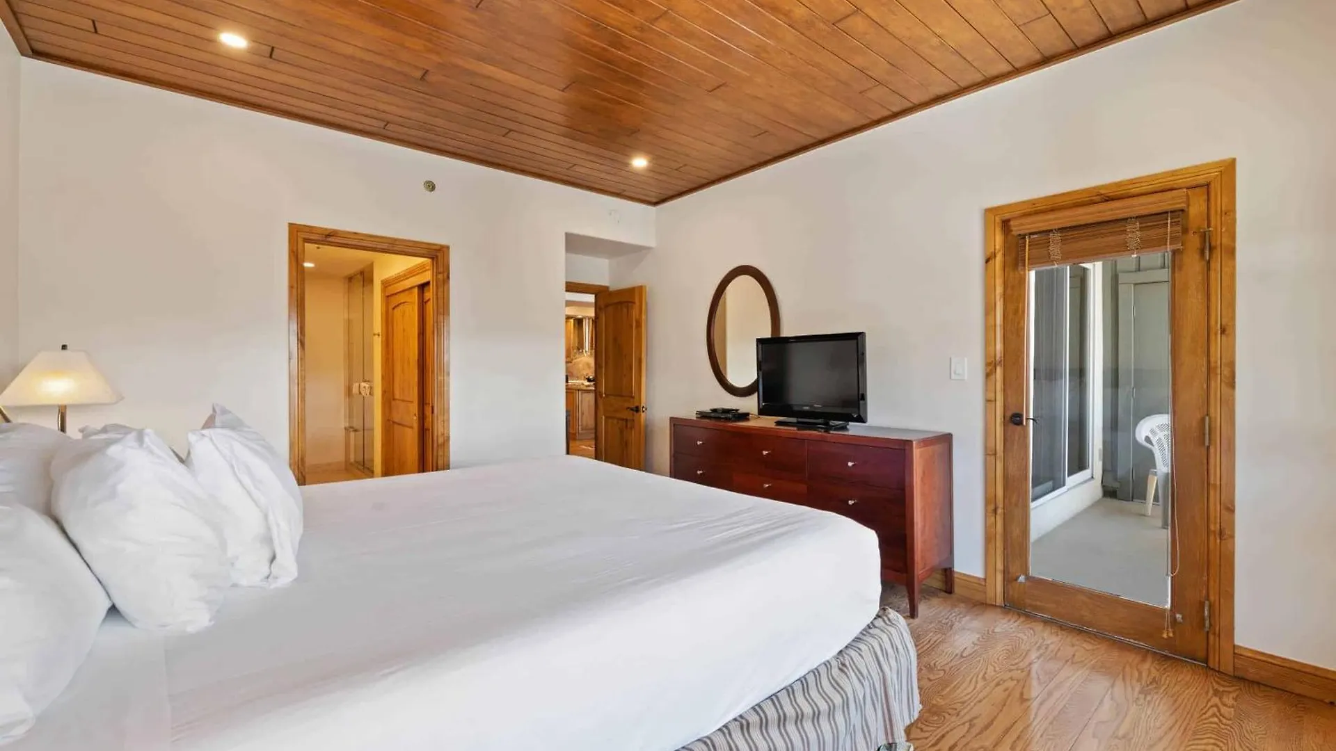 Borders By East West Hospitality Apart Otel