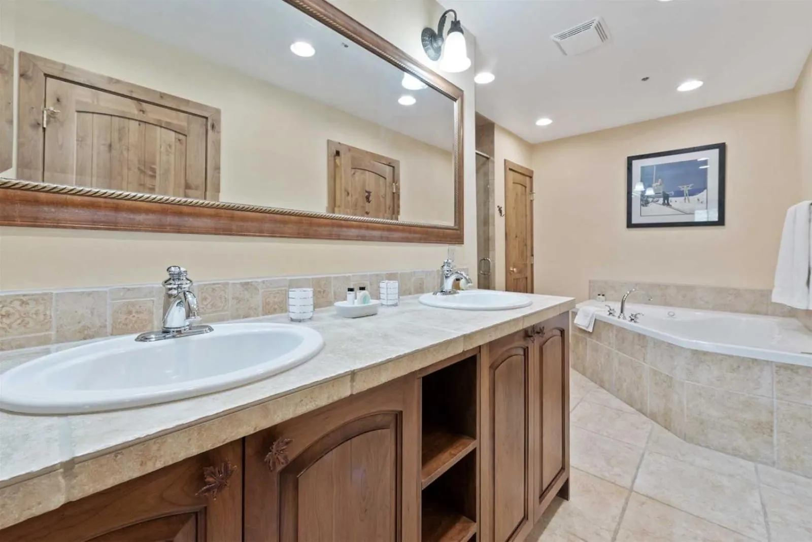 Apartment 2 Bedroom In The Heart Of Village Beaver Creek