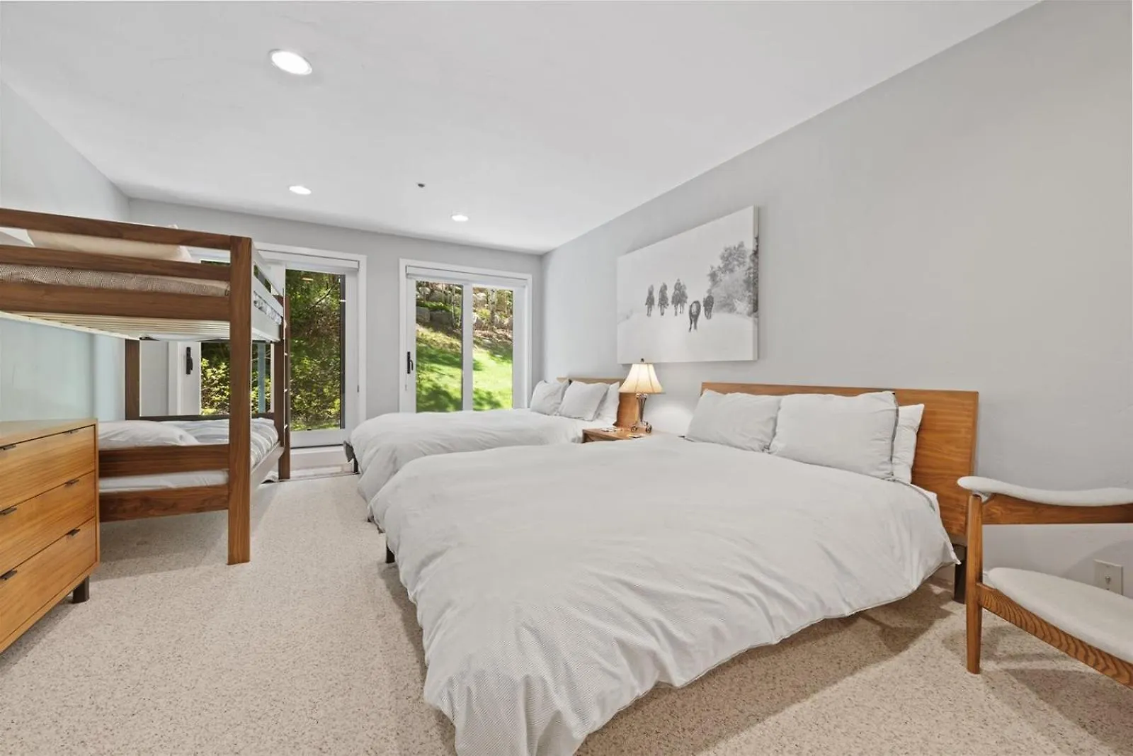 2 Bedroom In The Heart Of Village