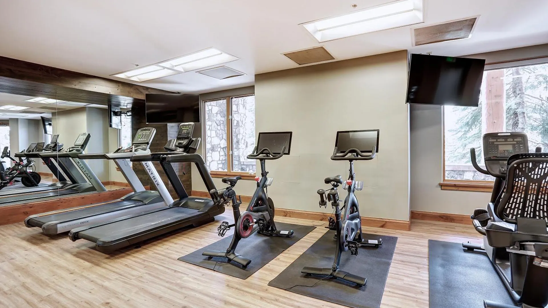Two-bedroom * Beaver Creek
