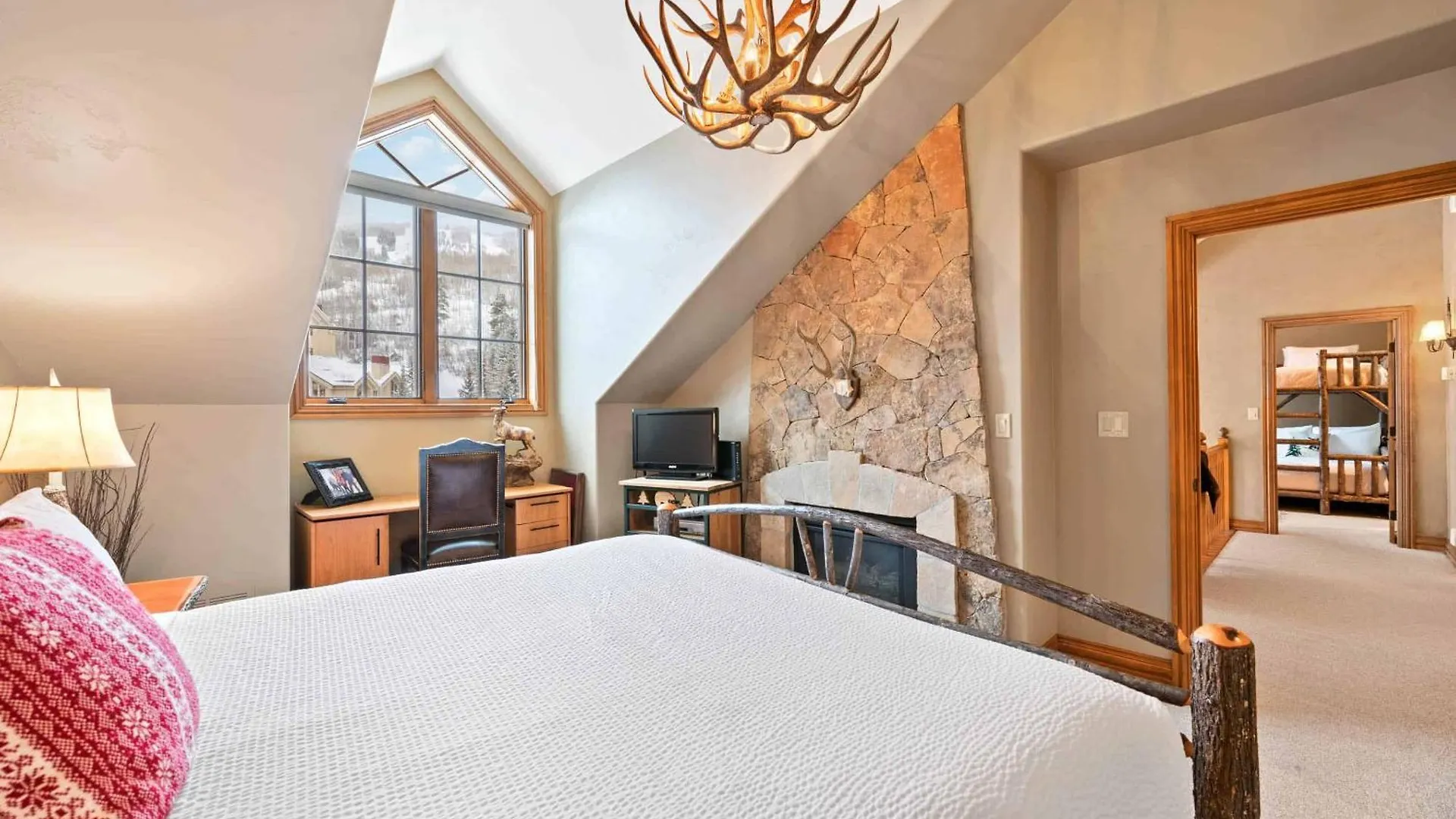 Oxford Court By East West Hospitality