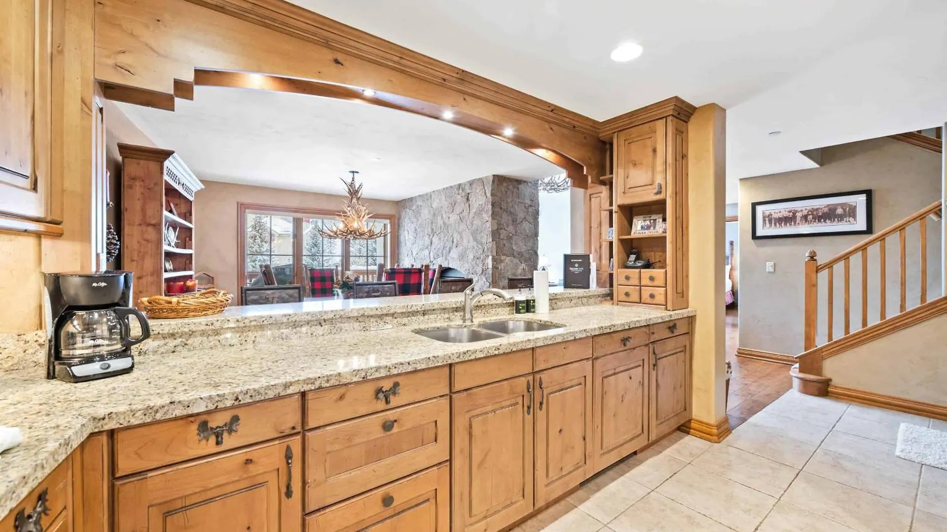 Oxford Court By East West Hospitality Beaver Creek