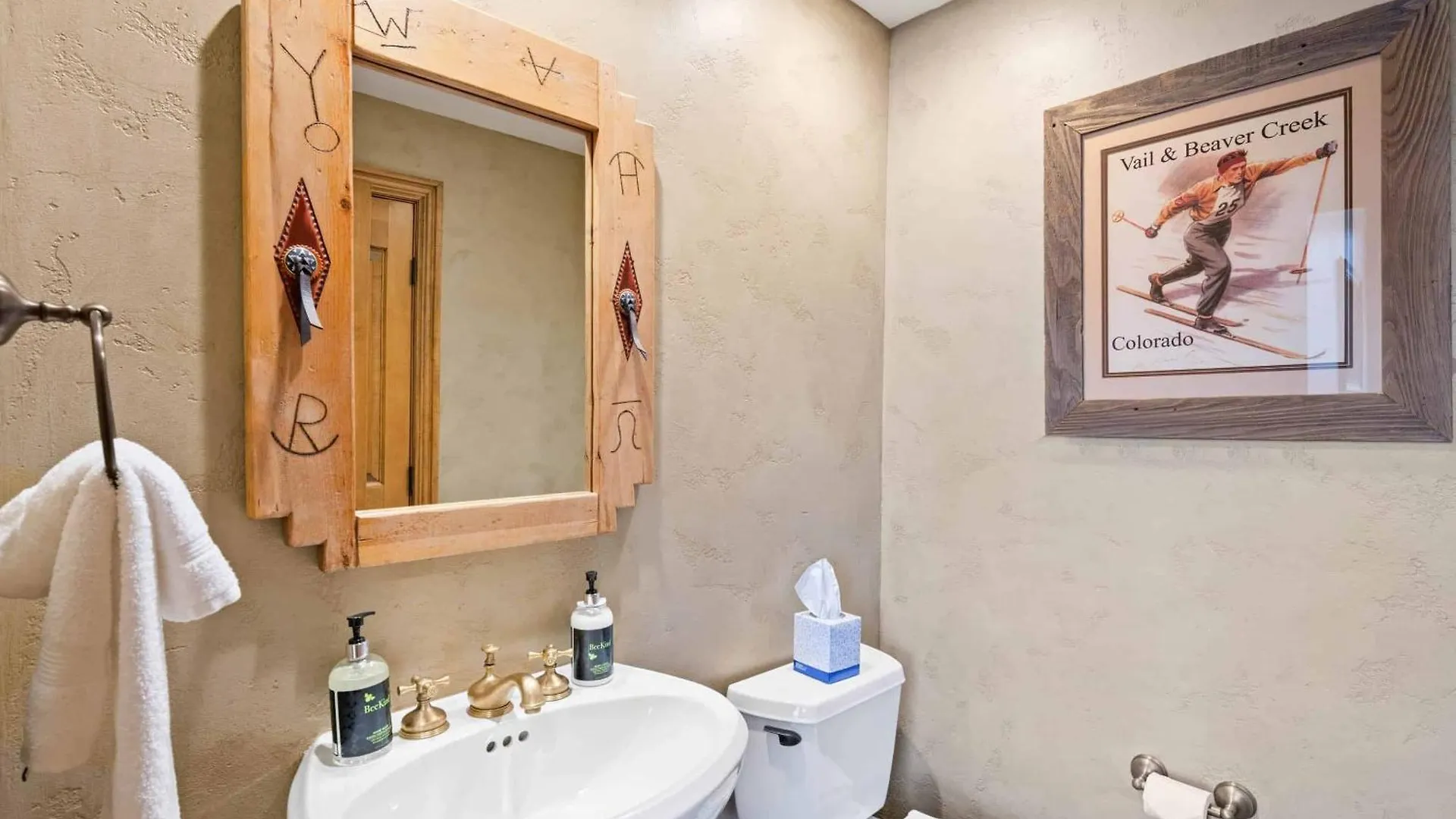 Oxford Court By East West Hospitality Apartment Beaver Creek