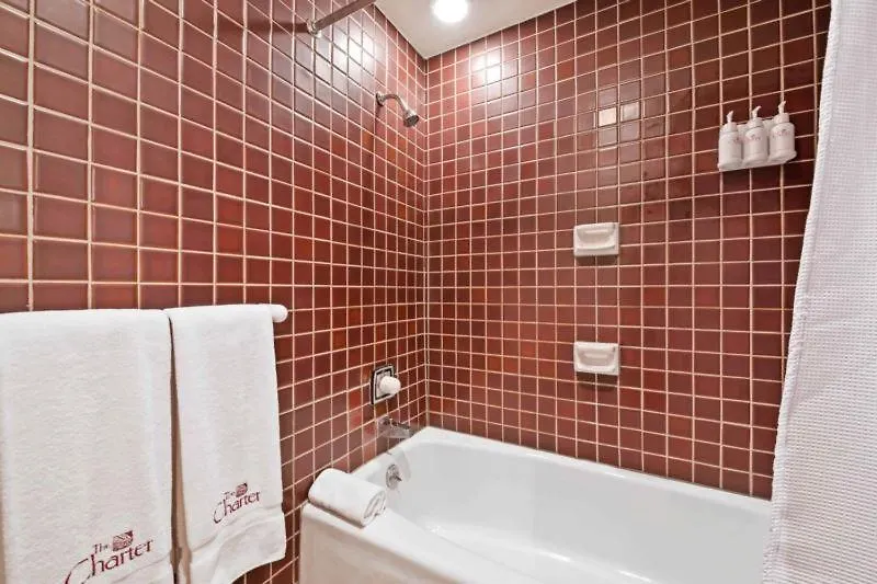 Apartment The Charter At A310 *