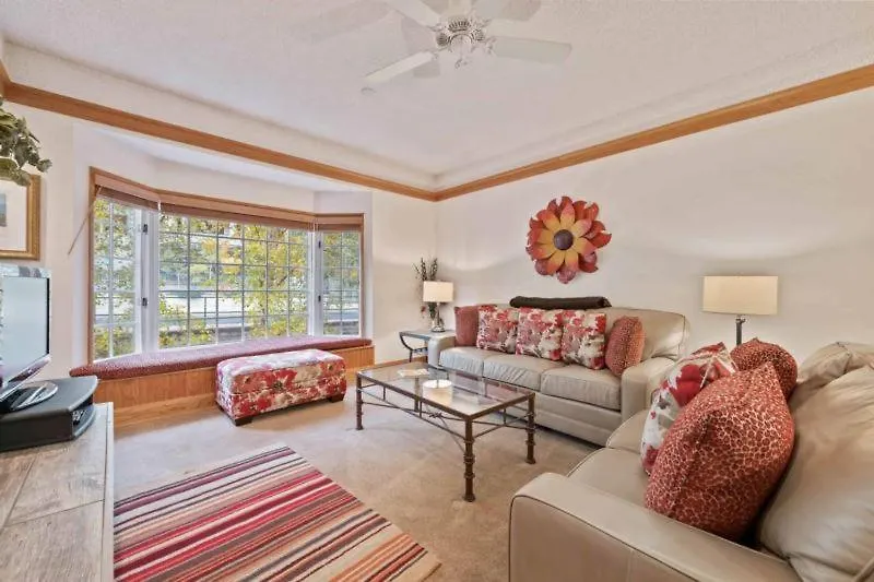 Apartment The Charter At A310 Beaver Creek