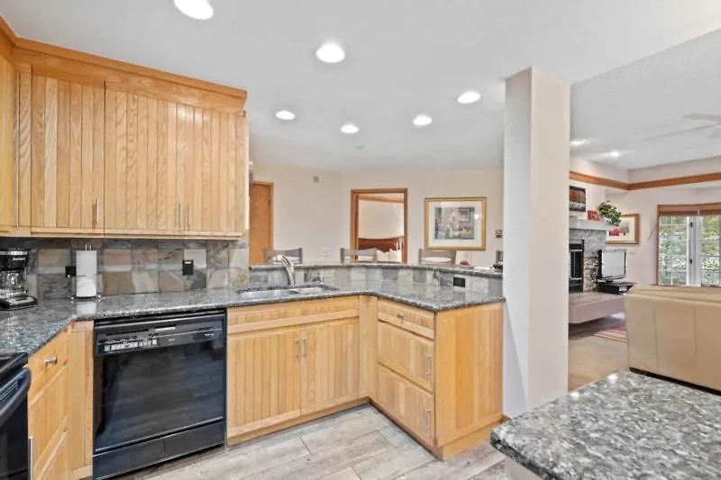 Apartment The Charter At A310 Beaver Creek
