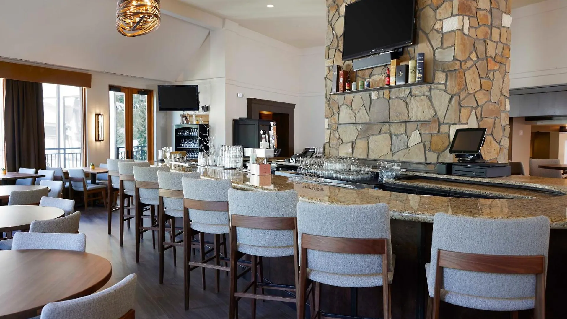 Apartment The Charter At E150 Beaver Creek