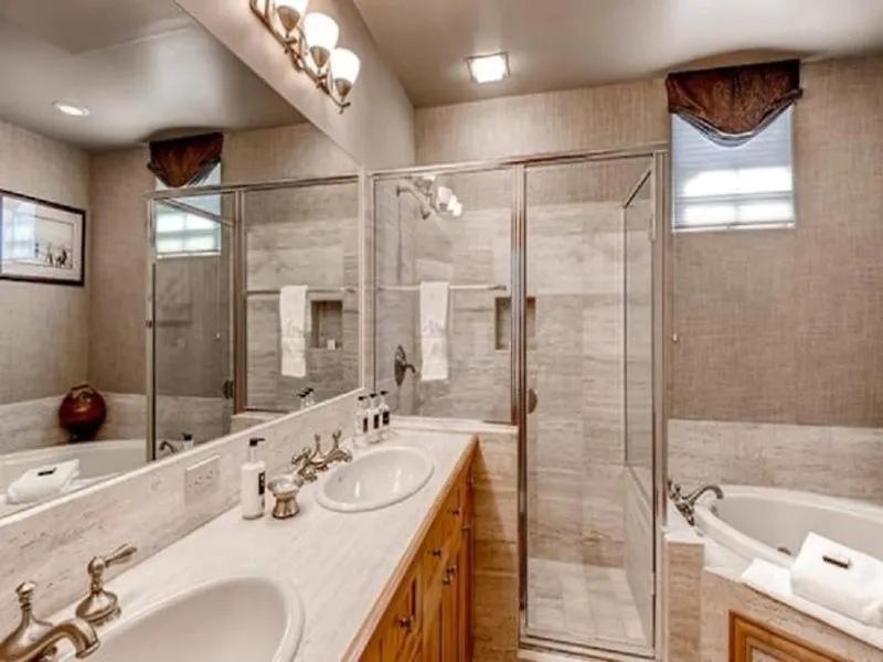 Elkhorn Lodge: Ski-in/ski-out In Village *
