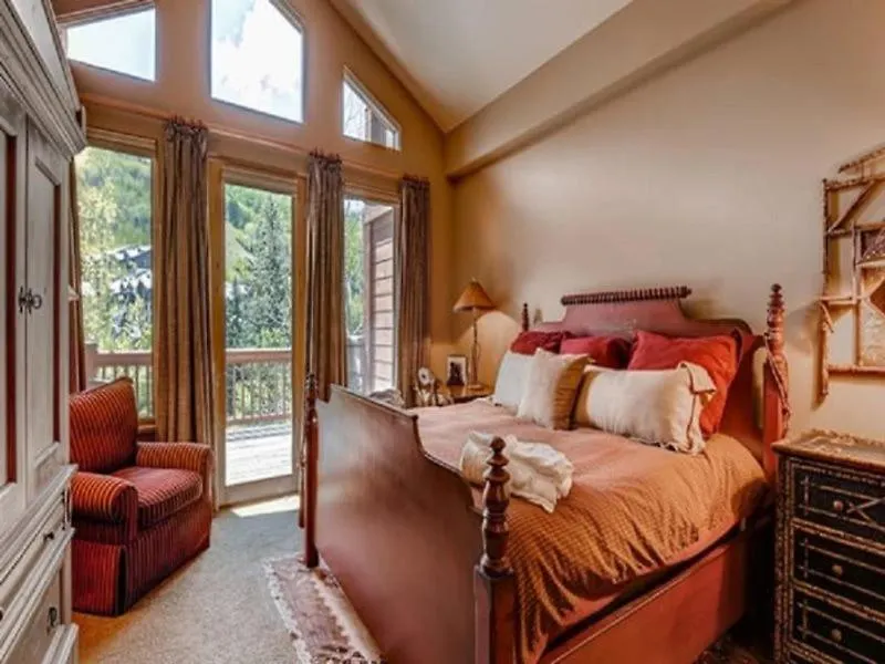 Elkhorn Lodge: Ski-in/ski-out In Village