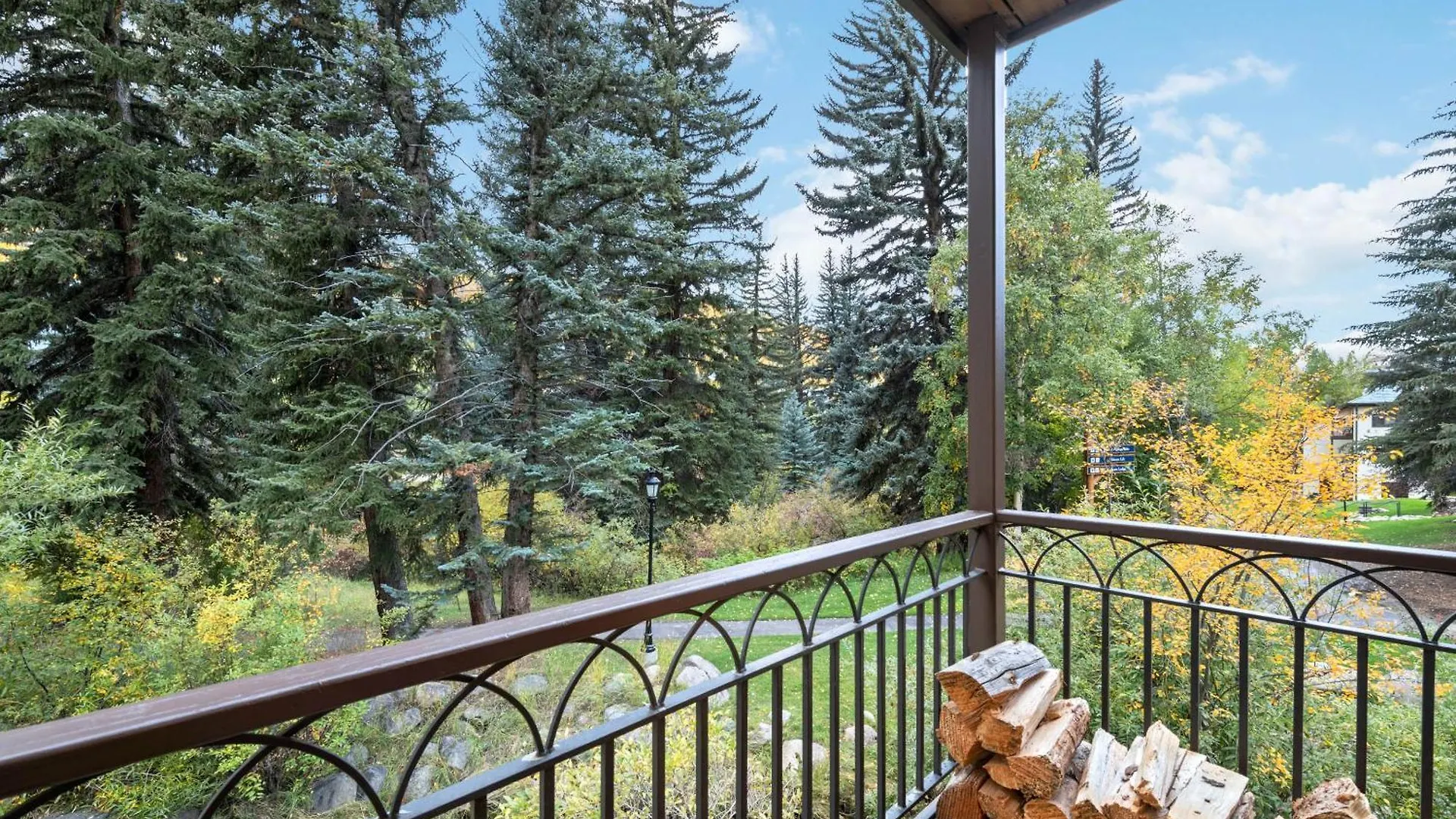 The Charter At C0205 Apartment Beaver Creek