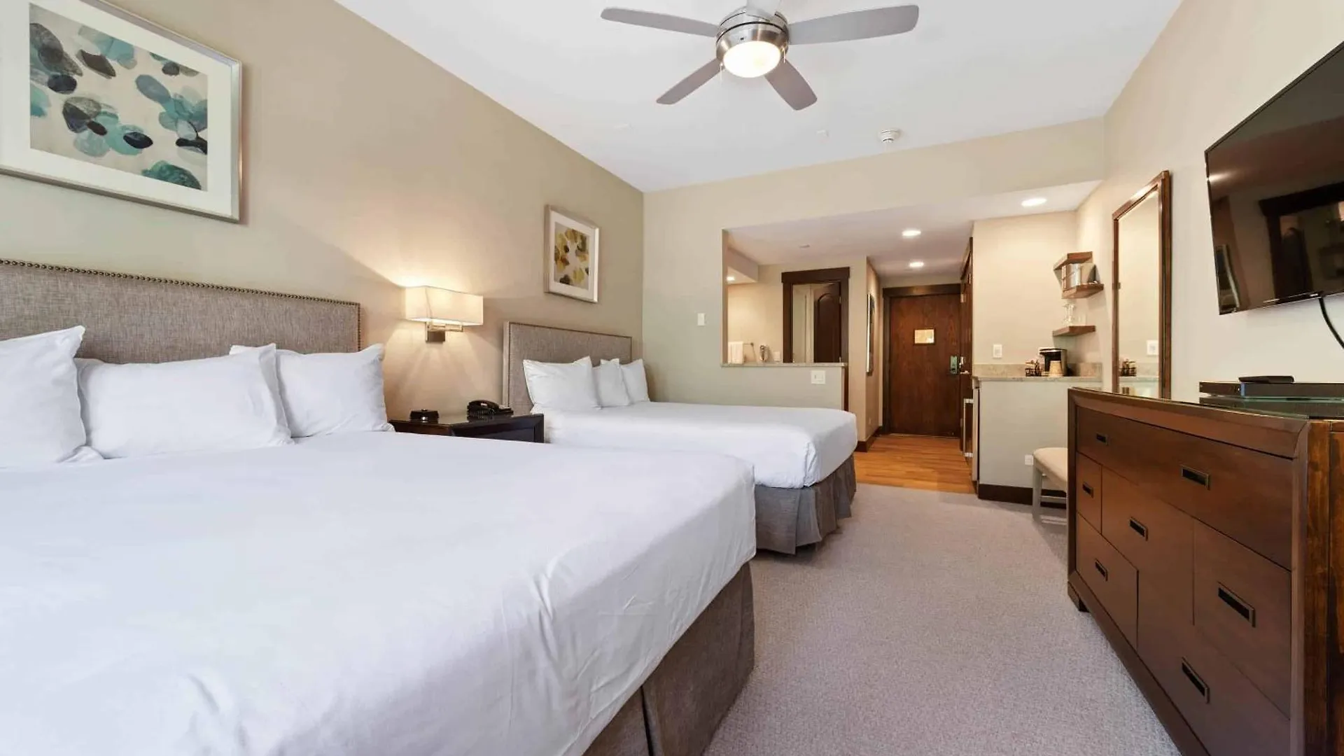Apartment The Charter At C2305 Beaver Creek
