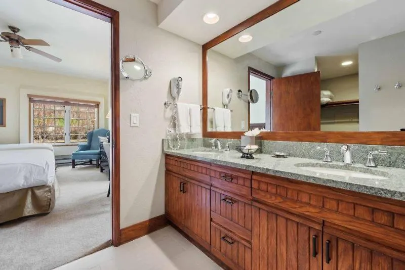 Apartment The Charter At A210 Beaver Creek