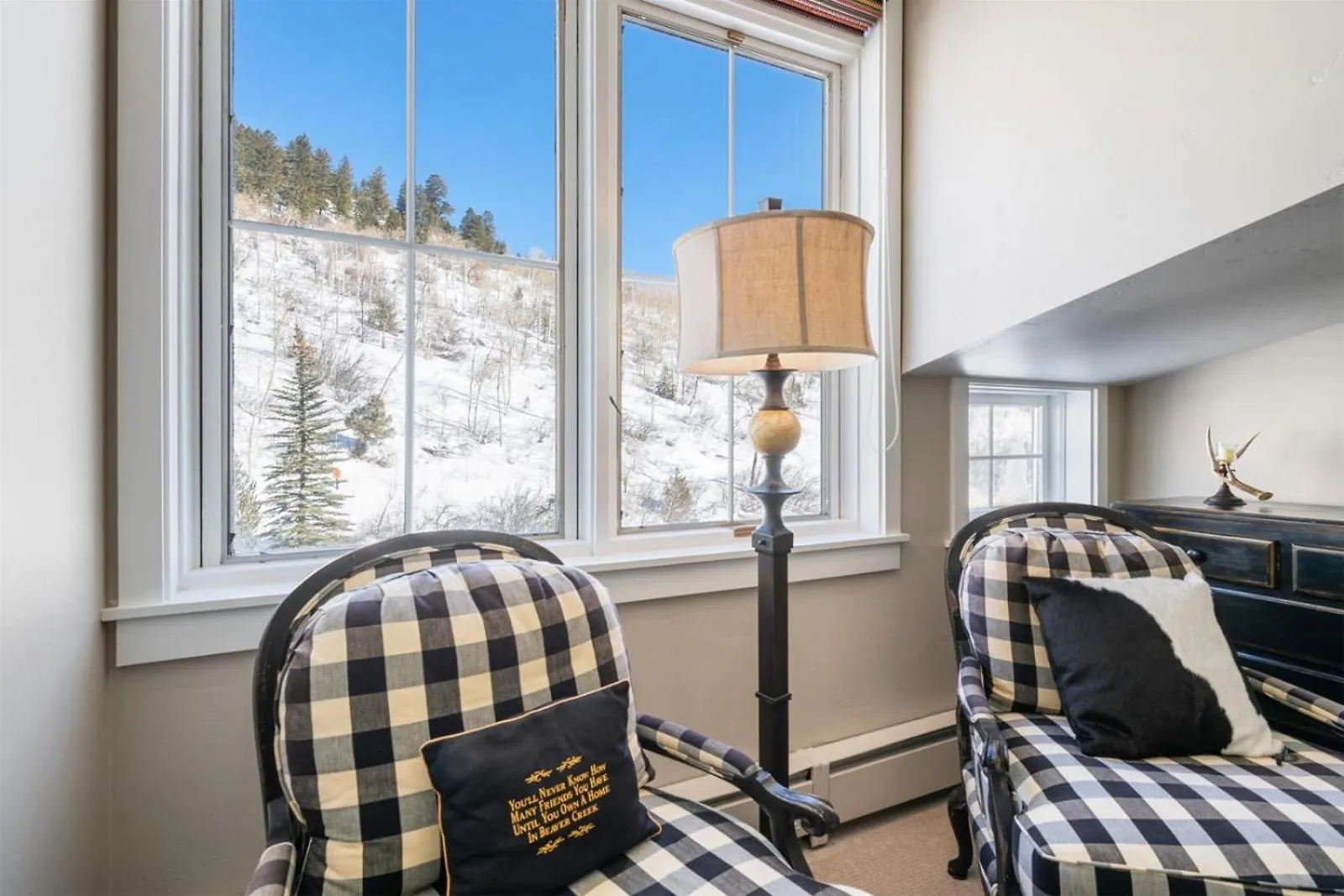 Luxury 4 Bedroom Penthouse In Village
