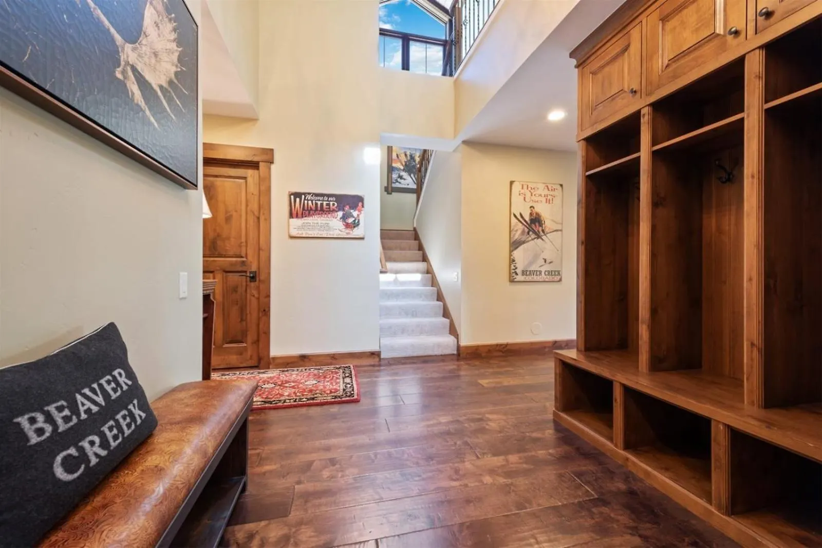 Luxury 4 Bedroom Penthouse In Village *