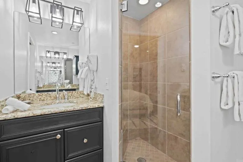 Apartment The Charter At E240 Beaver Creek